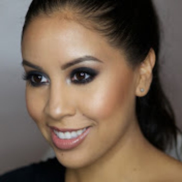 NARS Powder Blush in Taj Mahal - Picture 5 of 16